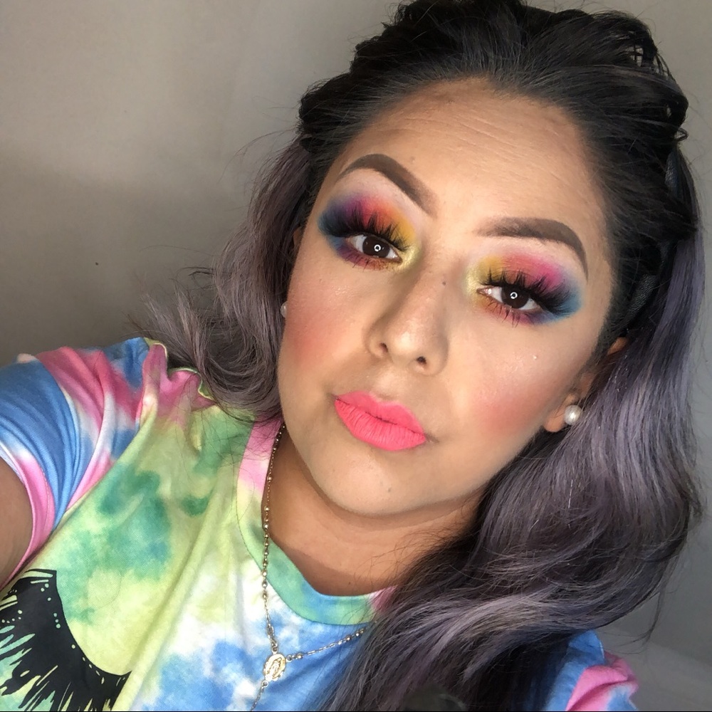 Meet your Posher, Ana